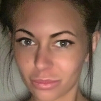 Abbey Sacchini Nue