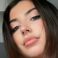 Adrianna Browne Nue