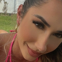 Alena Perez Nue