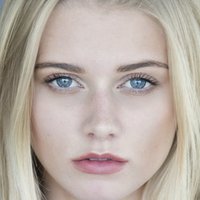 Alena Savostikova Nue