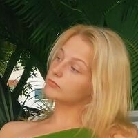 Alexis Janiak Nue