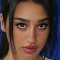 ambergianna Nue