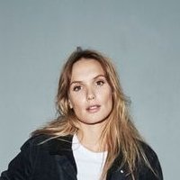 Ana Girardot Nue