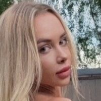 Angelina Engel Nue