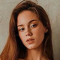 Angelina Romashka Nue
