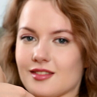 Anna Luna Nue