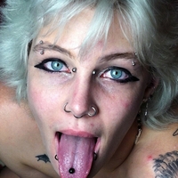 Ashleigh White Nue
