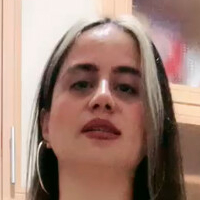 Ayşe Elbi Nue