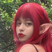 Beatriz Olivera Nue
