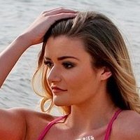 Bekka Batchelor Nue