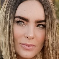 Belinda Nue