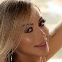 Bia Dominguez Nue