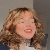 Brendazelinski Nue
