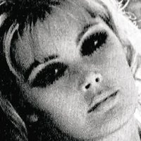 Brigitte Skay Nue