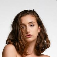 Camelia Arama Nue