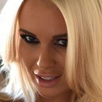 Cara Brett Nue