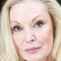 Cathy Moriarty Nue