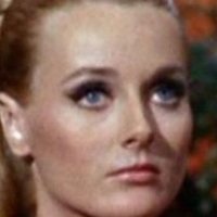 Celeste Yarnall Nue