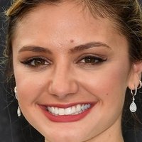 Christine Evangelista Nue