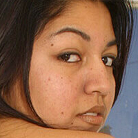 Chubby Latina Nue