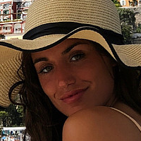 Clelia Theodorou Nue