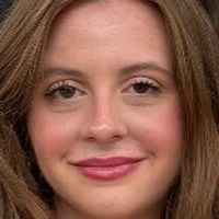 Cortlyn Russo Nue