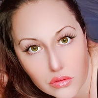 Curvy Texas Belle Nue