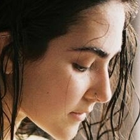 Dasha Darbandi Nue