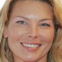 Deborah Unger Nue