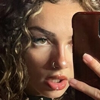 Dina Renee Nue