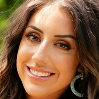 Dr. Britt Baker Nue