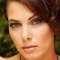 Elaine Hoxie Nue
