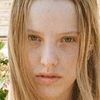 Eliza Goldsmith Nue