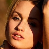 Emilia Jung Nue