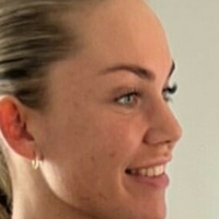 Emilie Hoffman Nue