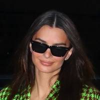 Emily Ratajkowski Nue