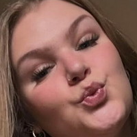 Emily Smalls Nue