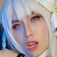 Emily Yunicorn Nue