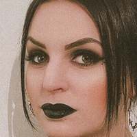Emma Blackery Nue