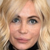 Emmanuelle Béart Nue