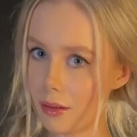 Emrose Nue