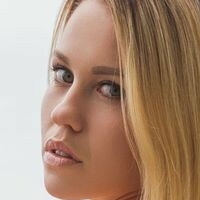 Erika Eden Nue