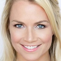 Erin Ross Nue