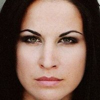 Eva Derrek Nue