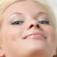 Feeona A Nue