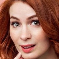 Felicia Day Nue