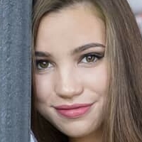 Fiege Eszter Nue