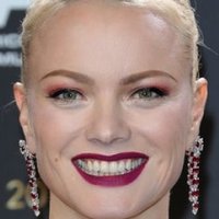 Franziska Knuppe Nue