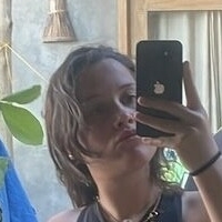 Frau Gretel Nue