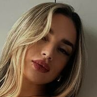 Gabriela Viana Nue